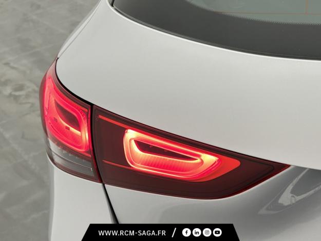 MERCEDES-BENZ GLA 180  