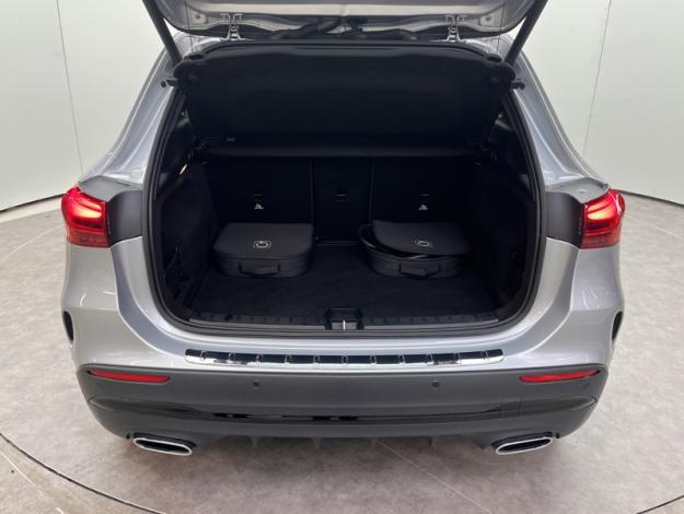 MERCEDES-BENZ GLA 250 e Hybrid EQ AMG Line  
