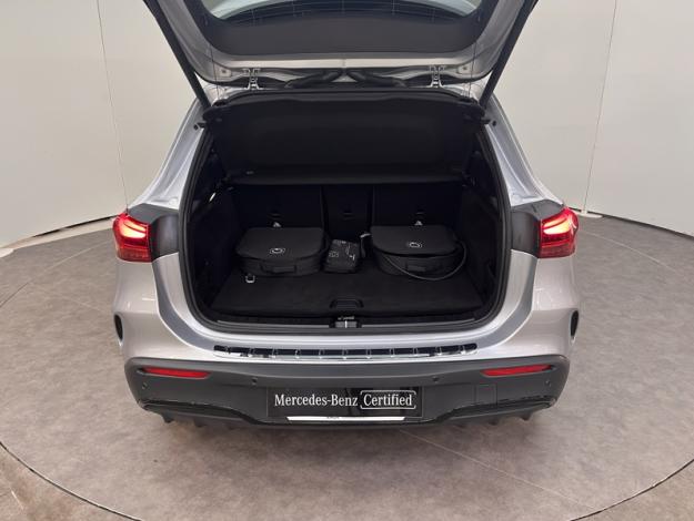 MERCEDES-BENZ EQA 250+ AMG Line  