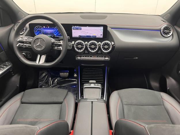 MERCEDES-BENZ EQA 250+ AMG Line  