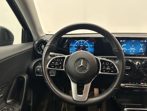 MERCEDES-BENZ A 180 d Business Line  