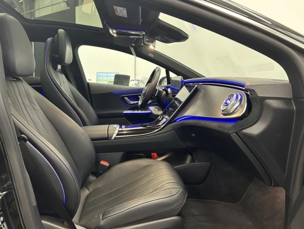 MERCEDES-BENZ EQE 350 AMG Pack Night Toit Pano  