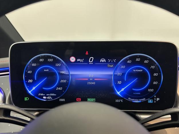 MERCEDES-BENZ EQE 350 AMG Pack Night Toit Pano  