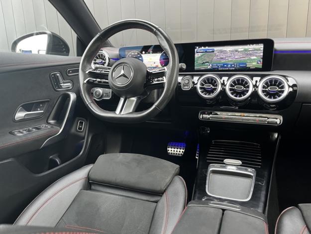 MERCEDES-BENZ CLA Coupé CLA 180 d Coupé AMG Line  