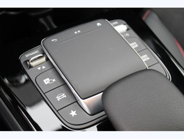 MERCEDES-BENZ CLA Shooting Brake CLA 200 d Shooting Brake AMG Line  