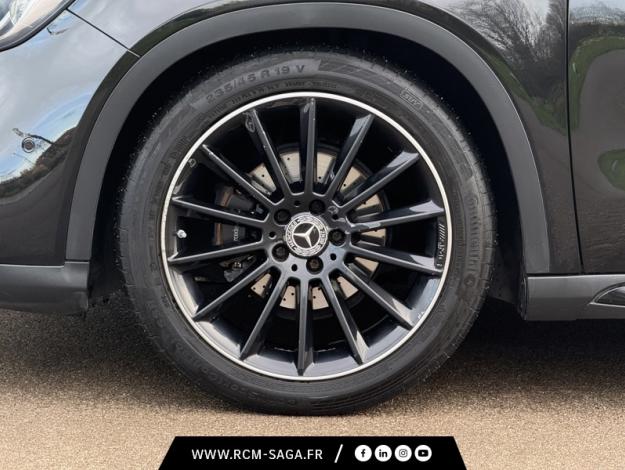 MERCEDES-BENZ GLA 200 d Fascination  