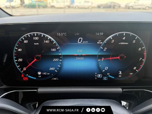 MERCEDES-BENZ GLA 200 Progressive Line  