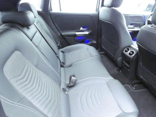 MERCEDES-BENZ EQA 250+ Edition  