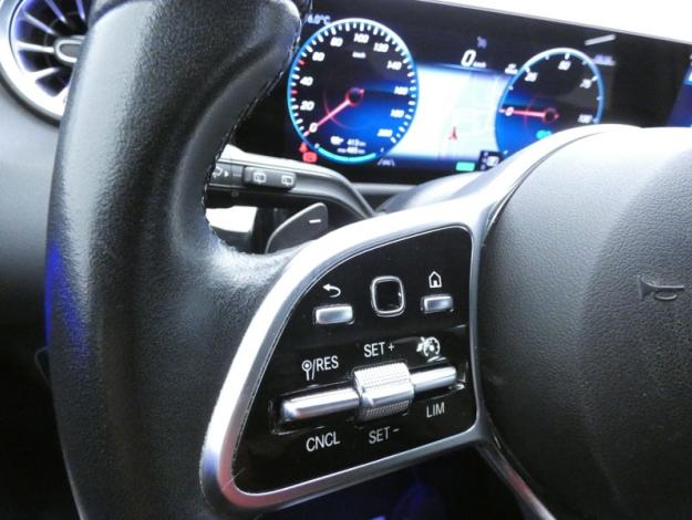 MERCEDES-BENZ EQA 250+ Edition  