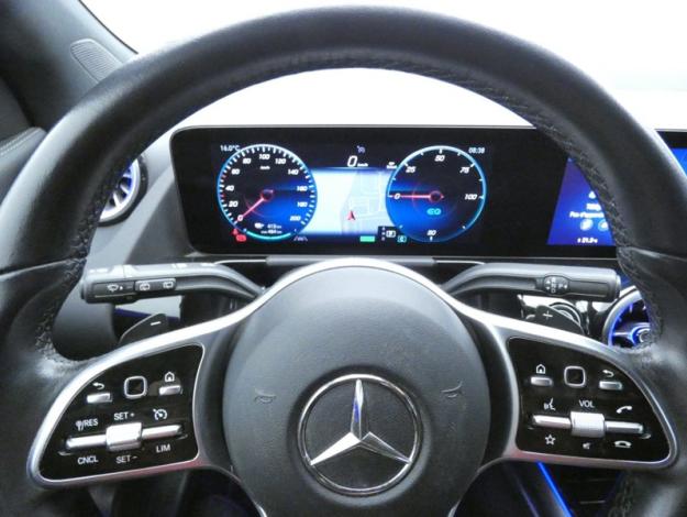 MERCEDES-BENZ EQA 250+ Edition  