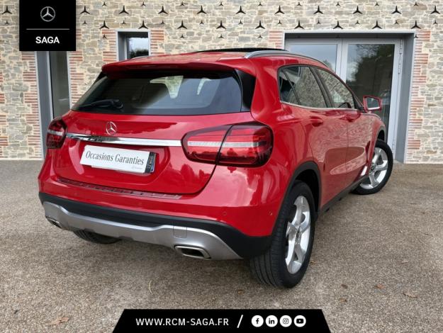 MERCEDES-BENZ GLA 200 d Sensation  