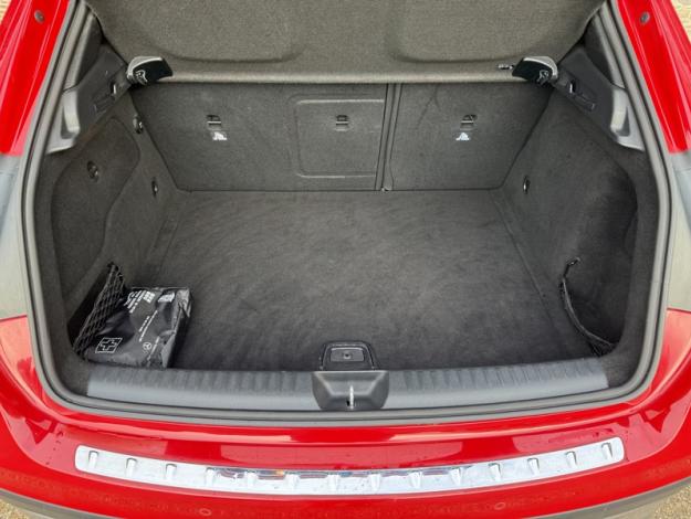 MERCEDES-BENZ GLA 200 d Sensation  