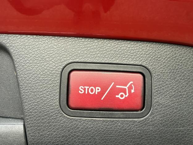 MERCEDES-BENZ GLA 200 d Sensation  