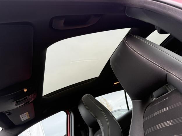 MERCEDES-BENZ GLA 200 d Sensation  