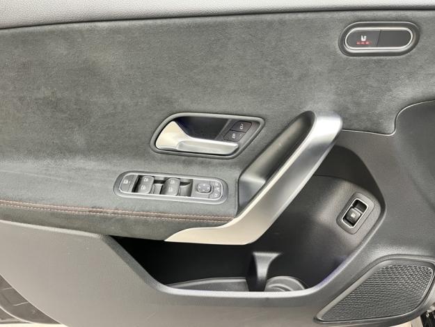 MERCEDES-BENZ Classe A 250 e AMG Line  