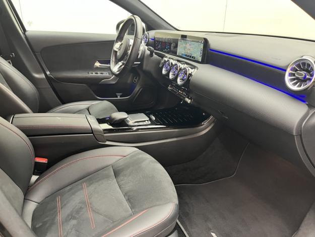 MERCEDES-BENZ Classe A 250 e AMG Line  