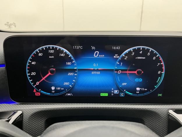 MERCEDES-BENZ Classe A 250 e AMG Line  