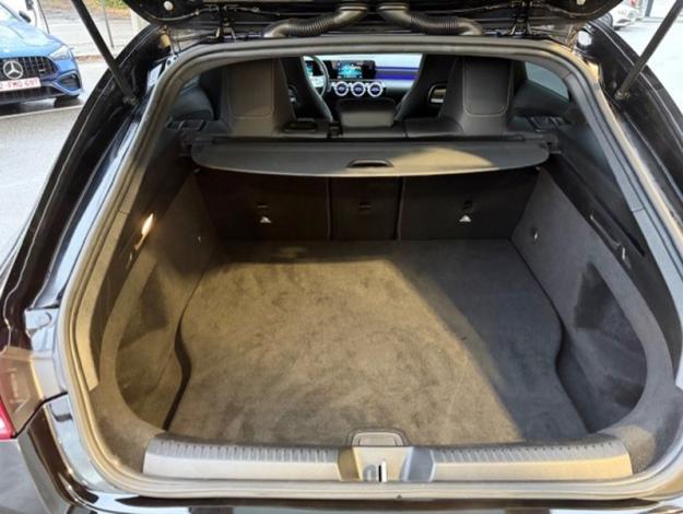 MERCEDES-BENZ CLA 250 e SB AMG Pack Night   