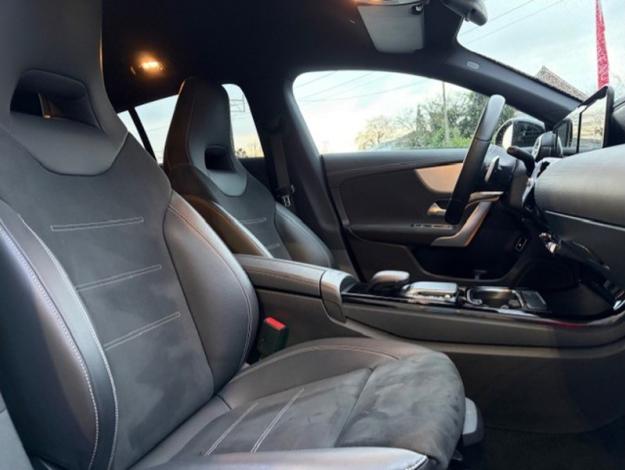 MERCEDES-BENZ CLA 250 e SB AMG Pack Night   