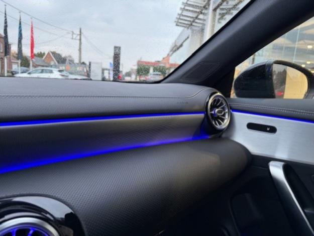 MERCEDES-BENZ CLA 250 e SB AMG Pack Night   