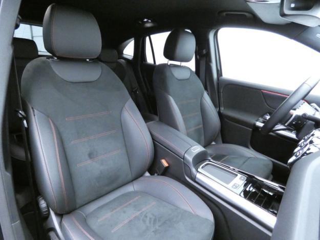 MERCEDES-BENZ EQA 250+ AMG Line  