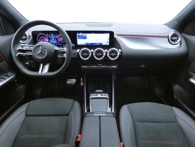 MERCEDES-BENZ EQA 250+ AMG Line  