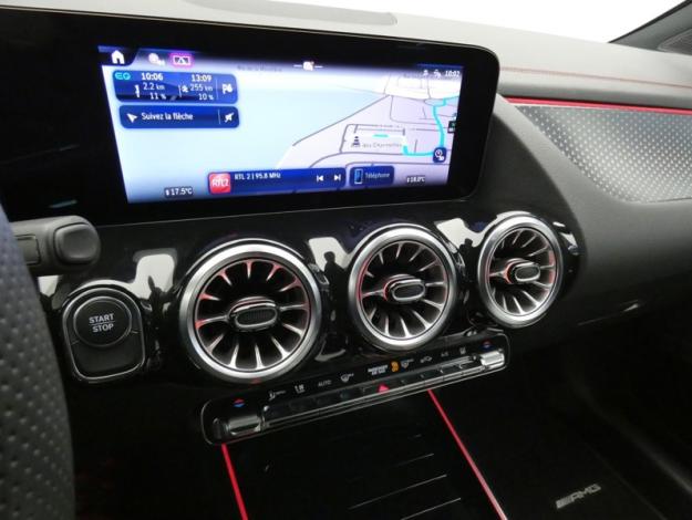 MERCEDES-BENZ EQA 250+ AMG Line  