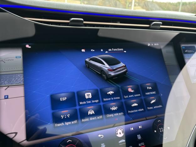 MERCEDES-BENZ EQE EQE 300