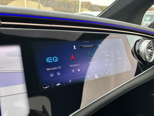 MERCEDES-BENZ EQE EQE 300