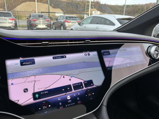 MERCEDES-BENZ EQE EQE 300