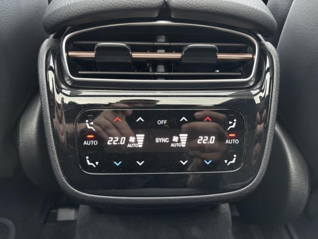 MERCEDES-BENZ EQE EQE 300