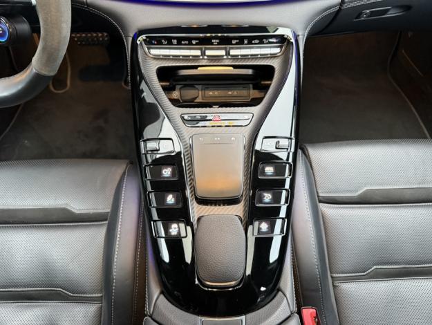 MERCEDES-BENZ AMG GT Mercedes- 63 S E Performance  