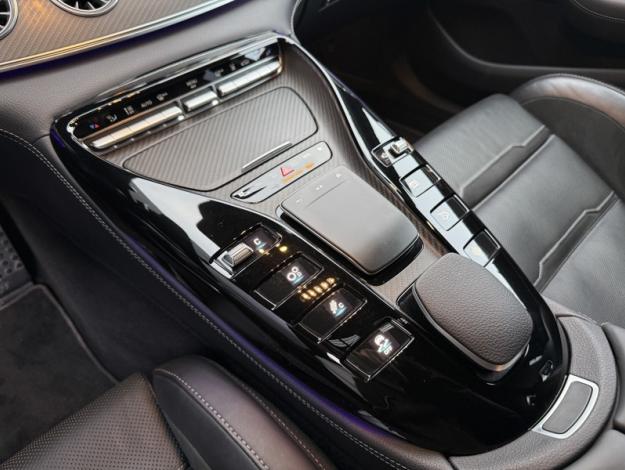 MERCEDES-BENZ AMG GT Mercedes- 63 S E Performance  