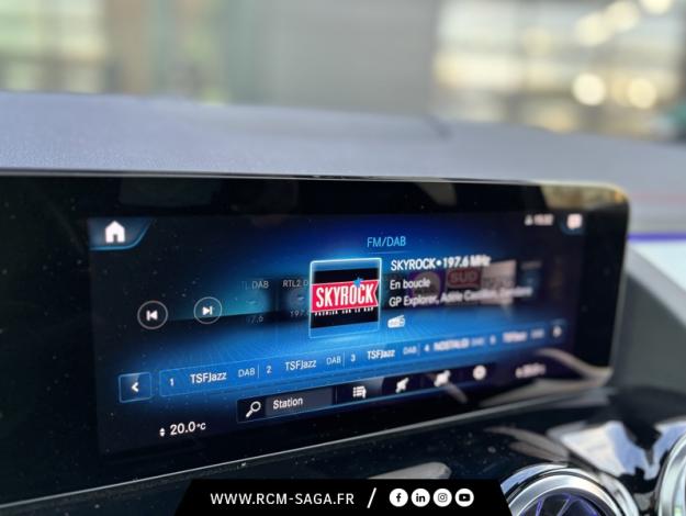 MERCEDES-BENZ EQA 250 AMG Line  EQA 250 AMG Line