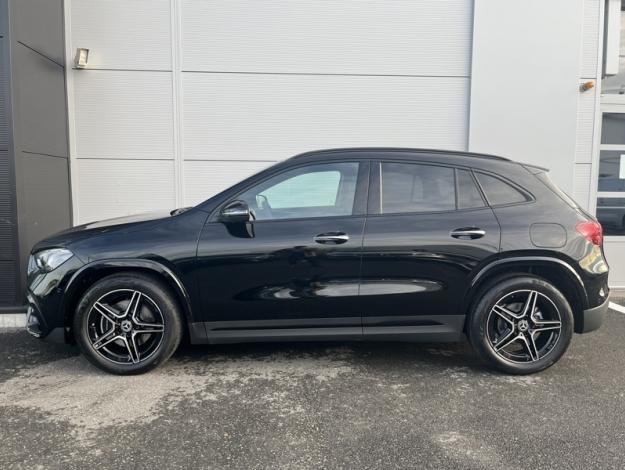 MERCEDES-BENZ GLA 200 d AMG Line  GLA 200 d AMG Line