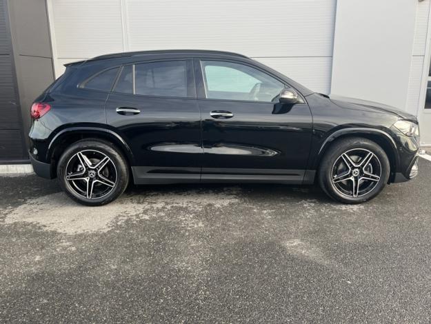 MERCEDES-BENZ GLA 200 d AMG Line  GLA 200 d AMG Line