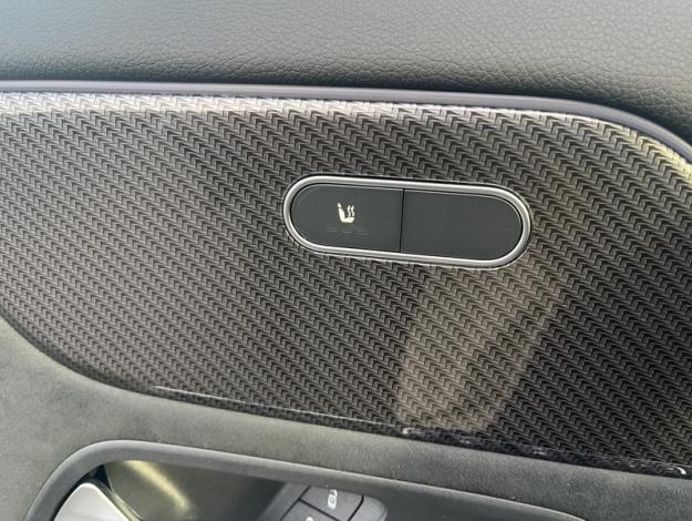 MERCEDES-BENZ GLA 200 d AMG Line  GLA 200 d AMG Line