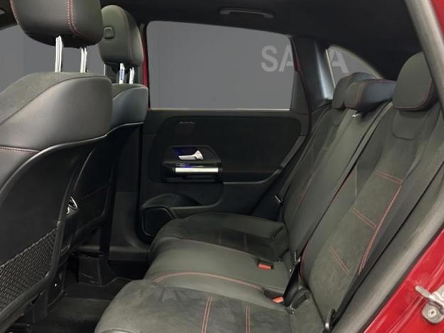 MERCEDES-BENZ B 180 d AMG Pack Night Toit Pano  