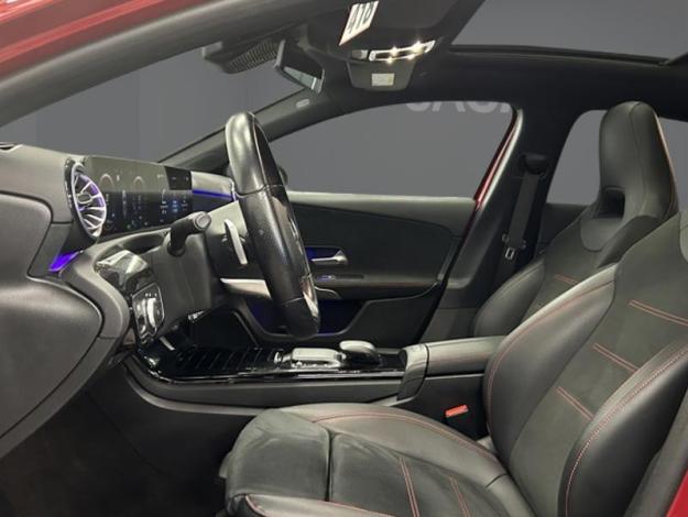 MERCEDES-BENZ A 250 e AMG Pack Night Toit Pano  