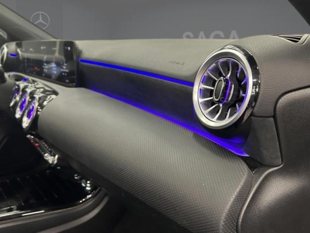 MERCEDES-BENZ A 250 e AMG Pack Night Toit Pano  