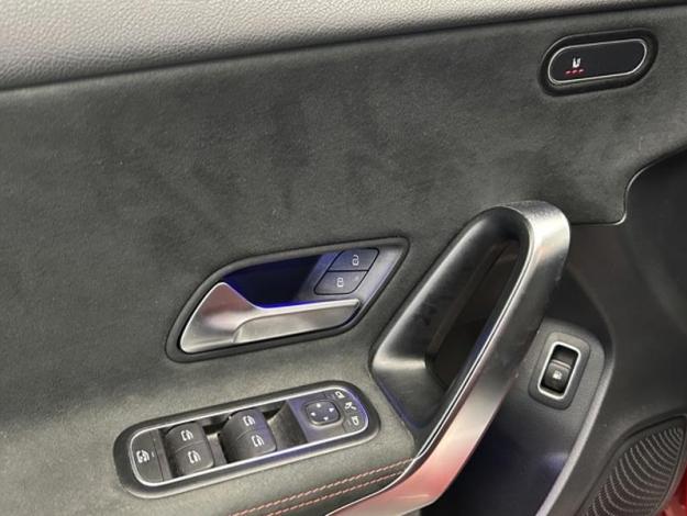 MERCEDES-BENZ A 250 e AMG Pack Night Toit Pano  