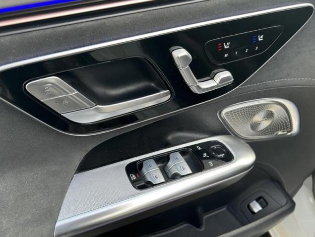 MERCEDES-BENZ EQE 350 AMG Pack Night Toit Pano  