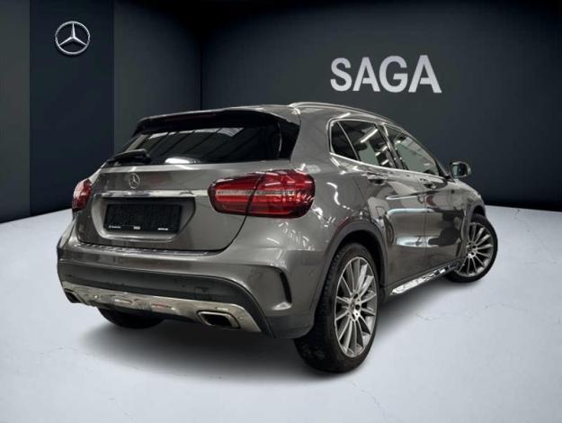 MERCEDES-BENZ GLA 200 Pack AMG EDITION Toit Pano  