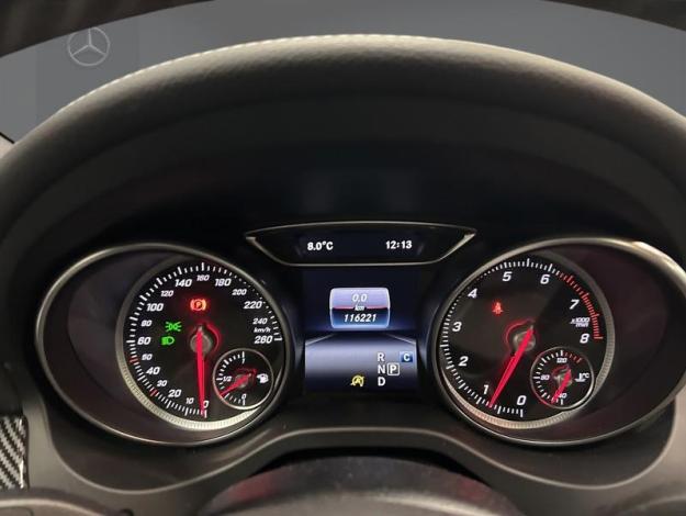 MERCEDES-BENZ GLA 200 Pack AMG EDITION Toit Pano  