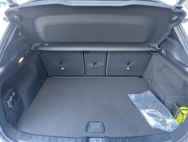 MERCEDES-BENZ GLA 200 d Progressive Line  GLA 200 d Progressive Line