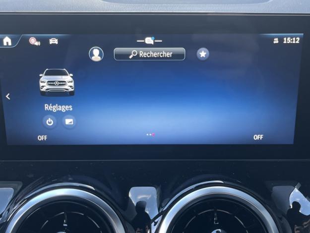 MERCEDES-BENZ GLA 200 d Progressive Line  GLA 200 d Progressive Line