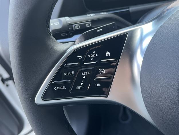 MERCEDES-BENZ GLA 200 d Progressive Line  GLA 200 d Progressive Line