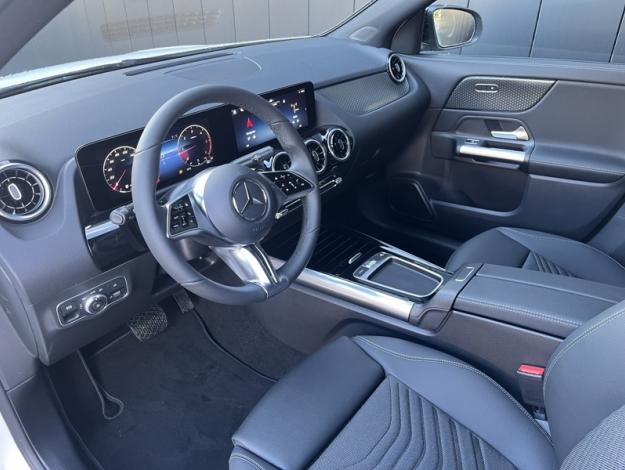 MERCEDES-BENZ GLA 200 d Progressive Line  GLA 200 d Progressive Line