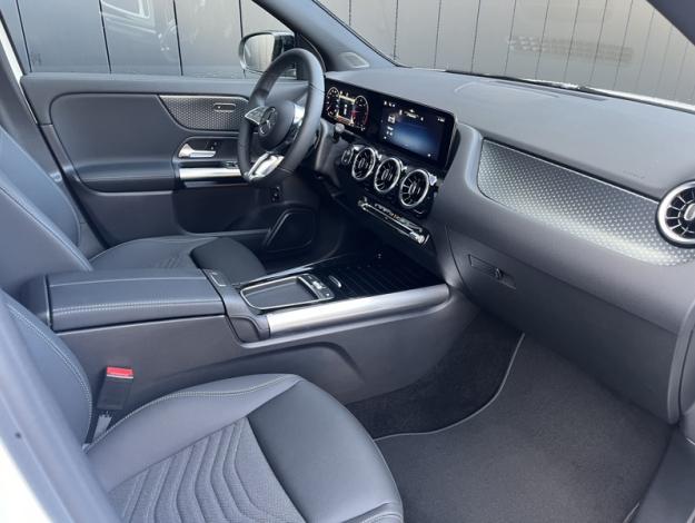 MERCEDES-BENZ GLA 200 d Progressive Line  GLA 200 d Progressive Line