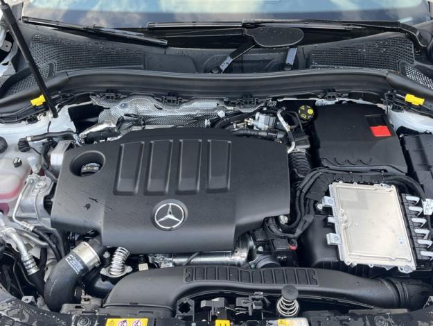 MERCEDES-BENZ GLA 200 d Progressive Line  GLA 200 d Progressive Line